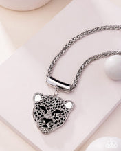 Load image into Gallery viewer, Leopard Luminescence Black