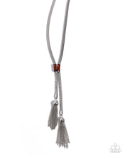 Load image into Gallery viewer, Tassel Thrill