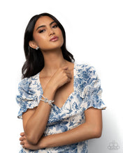 Load image into Gallery viewer, Complete Look - Admirable Aria White