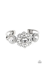 Load image into Gallery viewer, Daydream Dazzle - White Paparazzi Exclusive 2022 Convention Preview