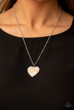 Load image into Gallery viewer, Heart Full of Luster