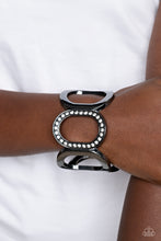 Load image into Gallery viewer, Opulent Ovals - Black
