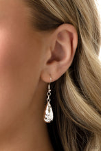 Load image into Gallery viewer, Teardrop Timbre - White