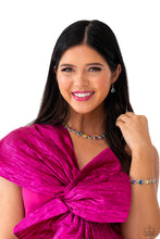 Load image into Gallery viewer, Abstract Admirer