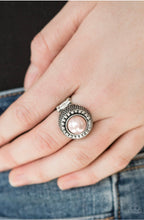 Load image into Gallery viewer, Bronx Beauty - Pink