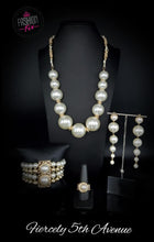 Load image into Gallery viewer, Oct. 2020 Fiercely 5th Avenue - Complete Trend Blend