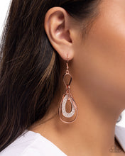 Load image into Gallery viewer, Teardrop Triumph - Copper
