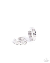 Load image into Gallery viewer, Hammered Hyperaware - Silver
