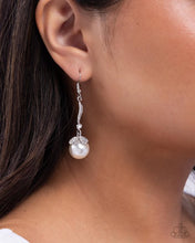 Load image into Gallery viewer, Royal Rarity -White
