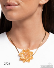 Load image into Gallery viewer, Banquet Blossom-Yellow
