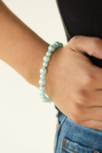 Load image into Gallery viewer, Pearl Heirloom - Blue
